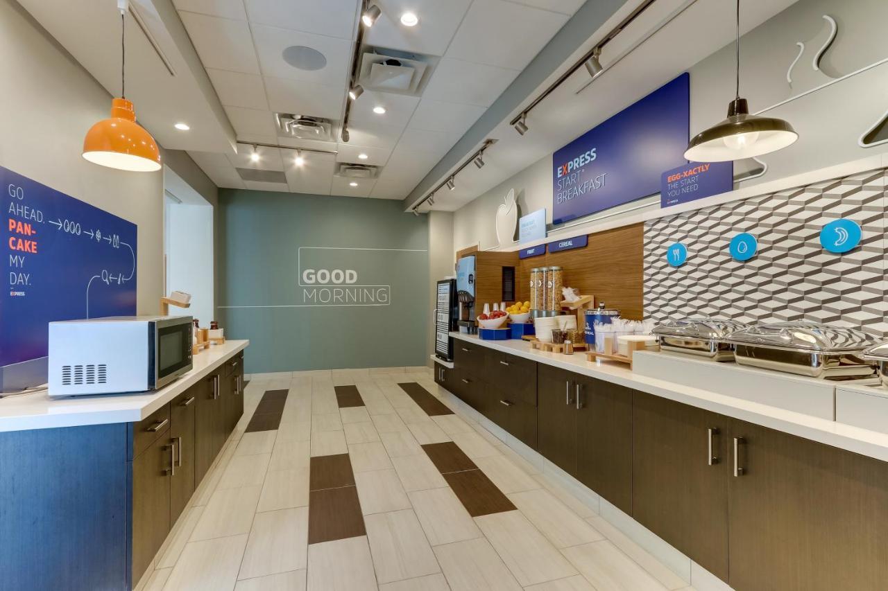 Holiday Inn Express - Wilmington - Porters Neck By Ihg Kültér fotó