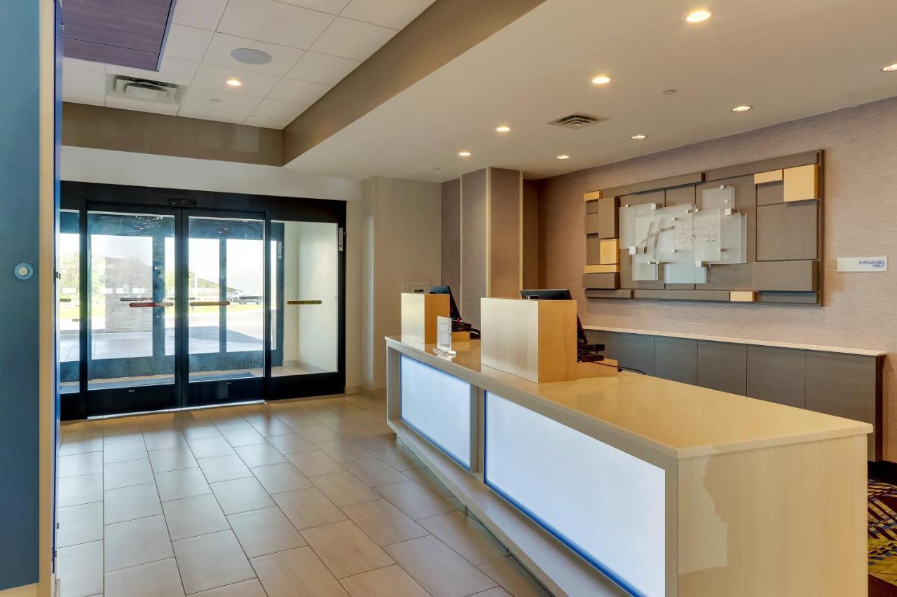 Holiday Inn Express - Wilmington - Porters Neck By Ihg Kültér fotó