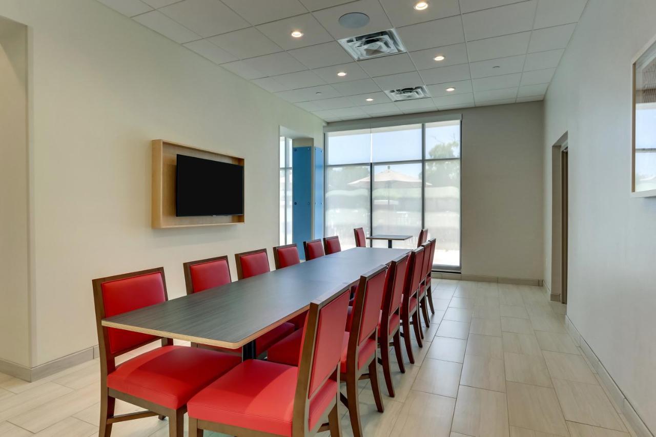 Holiday Inn Express - Wilmington - Porters Neck By Ihg Kültér fotó